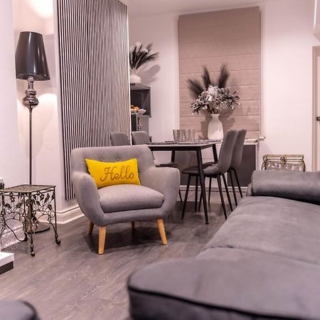 Lodging In Carrickfergus Centre Экстерьер фото