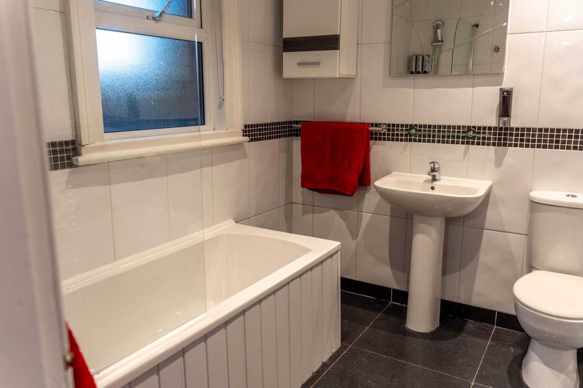 Lodging In Carrickfergus Centre Экстерьер фото