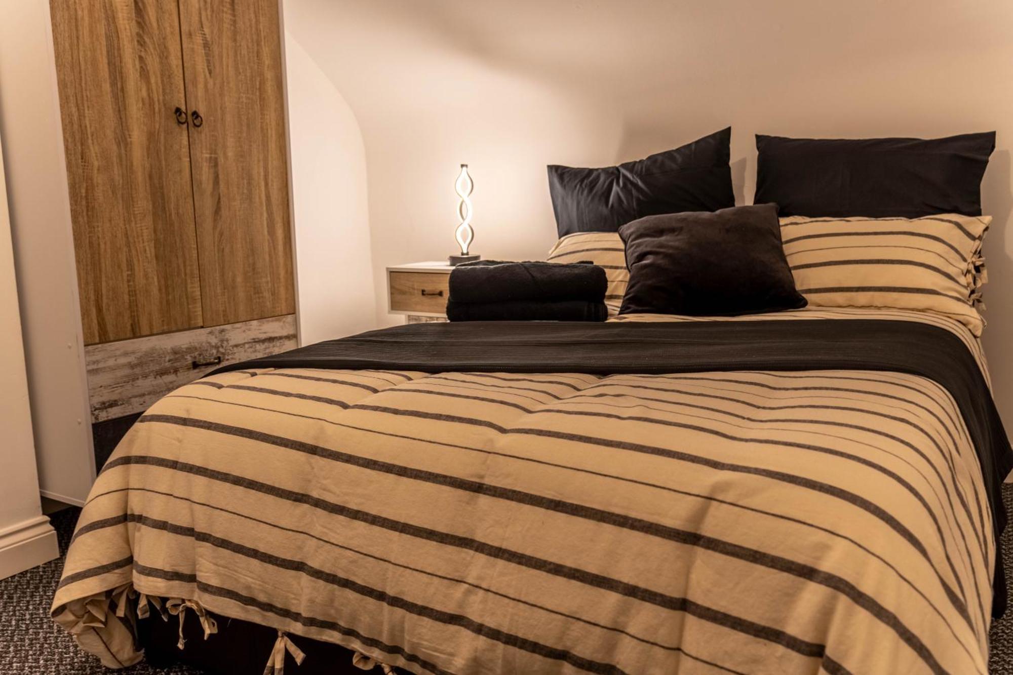 Lodging In Carrickfergus Centre Экстерьер фото